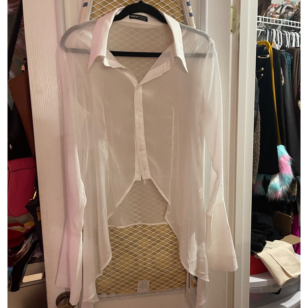 SHEER HIGH-LOW FLARE SLEEVE COLLAR SHIRT